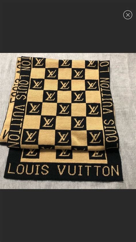 louis vuitton checkered scarf.